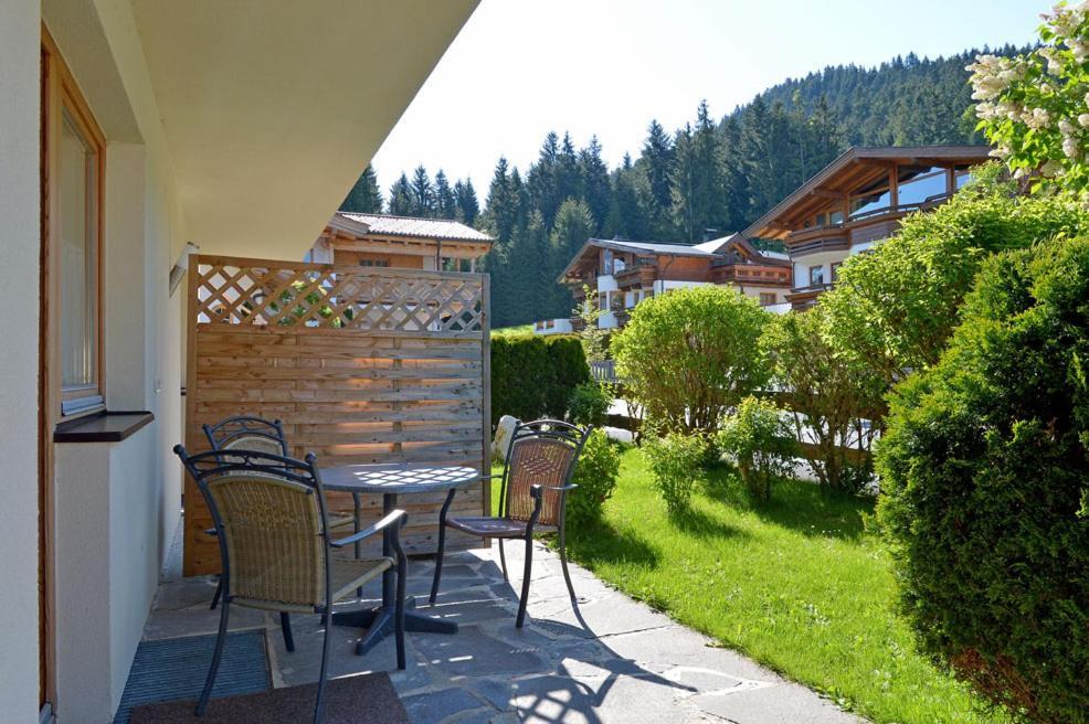 Appartementhaus Bambi Елльмау Екстер'єр фото